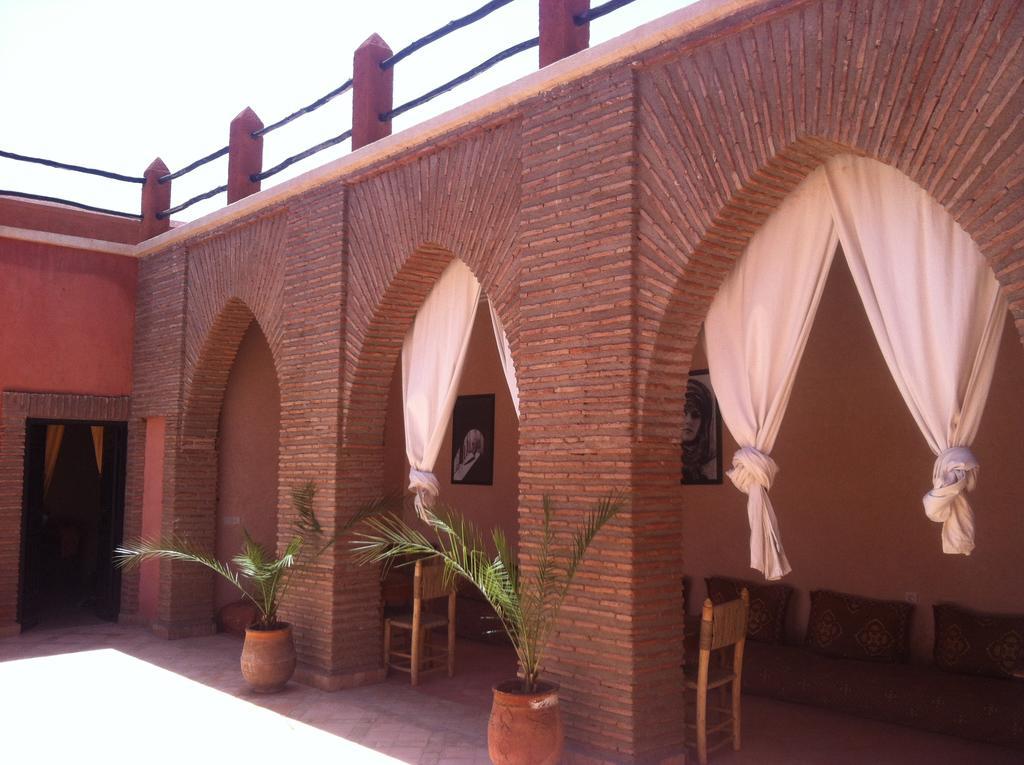 Riad Sidi Hicham Ouled Bouzid Bagian luar foto