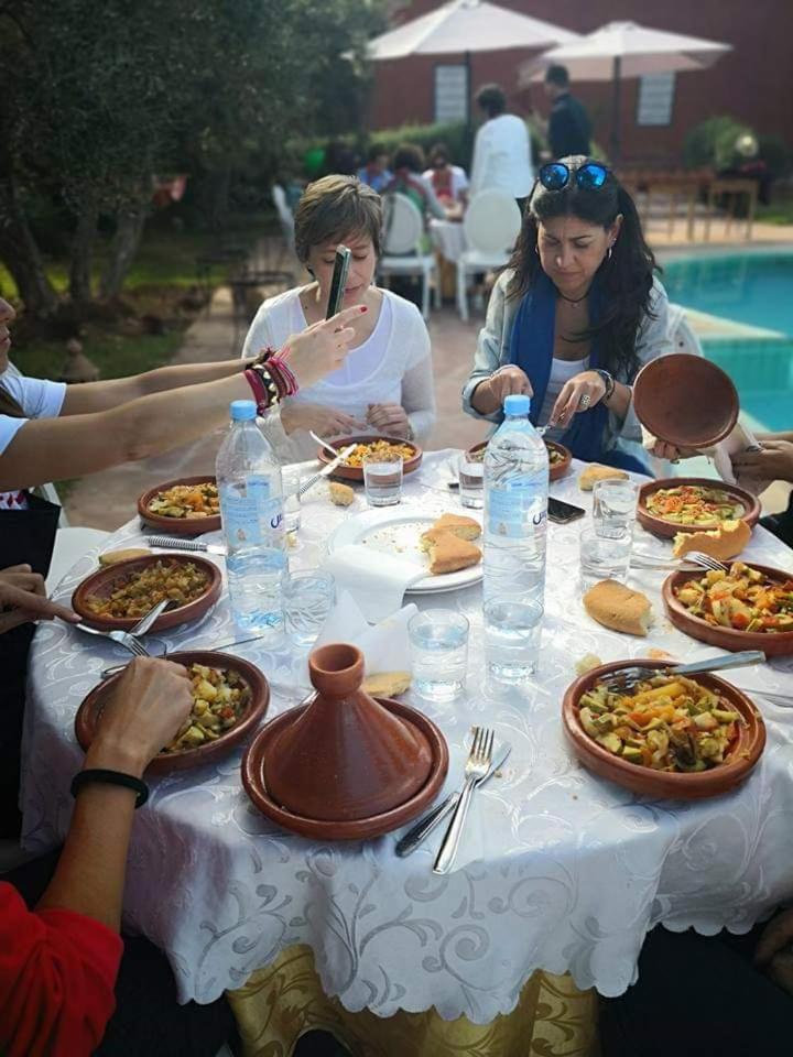 Riad Sidi Hicham Ouled Bouzid Bagian luar foto